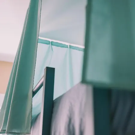 Kite & Surf Nomad House Vandrarhem