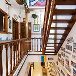 Kite & Surf Nomad House بيت شباب لاس بالماس دي غران كاناريا