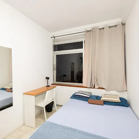 بيت شباب Kite & Surf Nomad House *