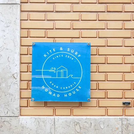 Kite & Surf Nomad House * 라스팔마스