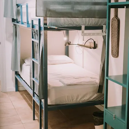 호스텔 Kite & Surf Nomad House 라스팔마스