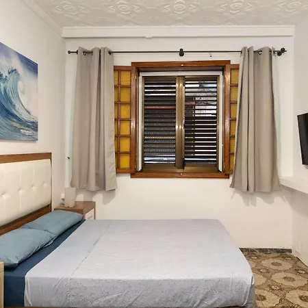 Kite & Surf Nomad House ホステル