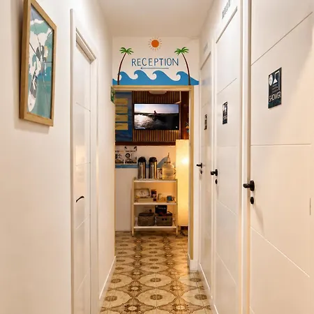 Kite & Surf Nomad House * לאס פאלמס דה גראן קנאריה