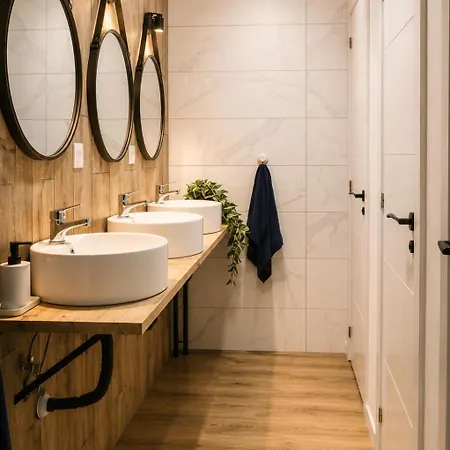 Kite & Surf Nomad House Ostello Las Palmas de Gran Canaria