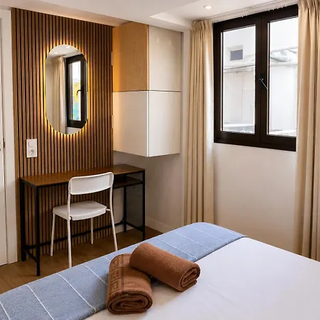 Kite & Surf Nomad House Vandrerhjem