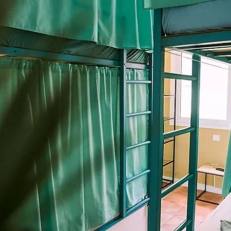 Kite & Surf Nomad House Las Palmas de Gran Canaria